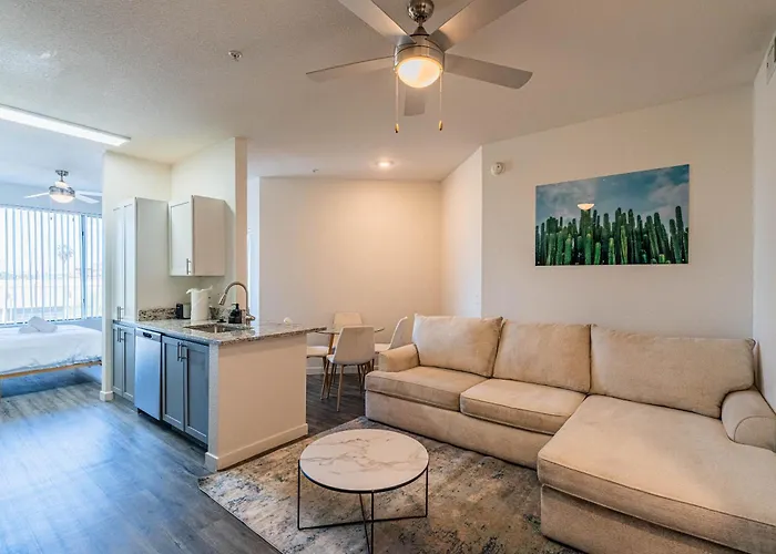 Stylish Studio-1br 1ba, Pool, Gym, Free Parking, Game Room, Ev Apartment Tempe