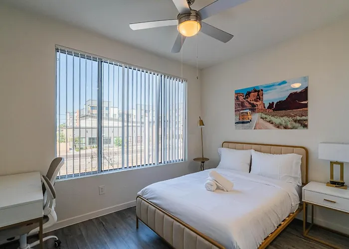 Stylish Studio-1br 1ba, Pool, Gym, Free Parking, Game Room, Ev Tempe