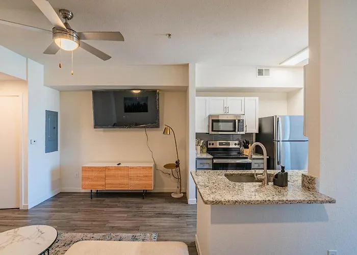 Apartment Stylish Studio-1br 1ba, Pool, Gym, Free Parking, Game Room, Ev